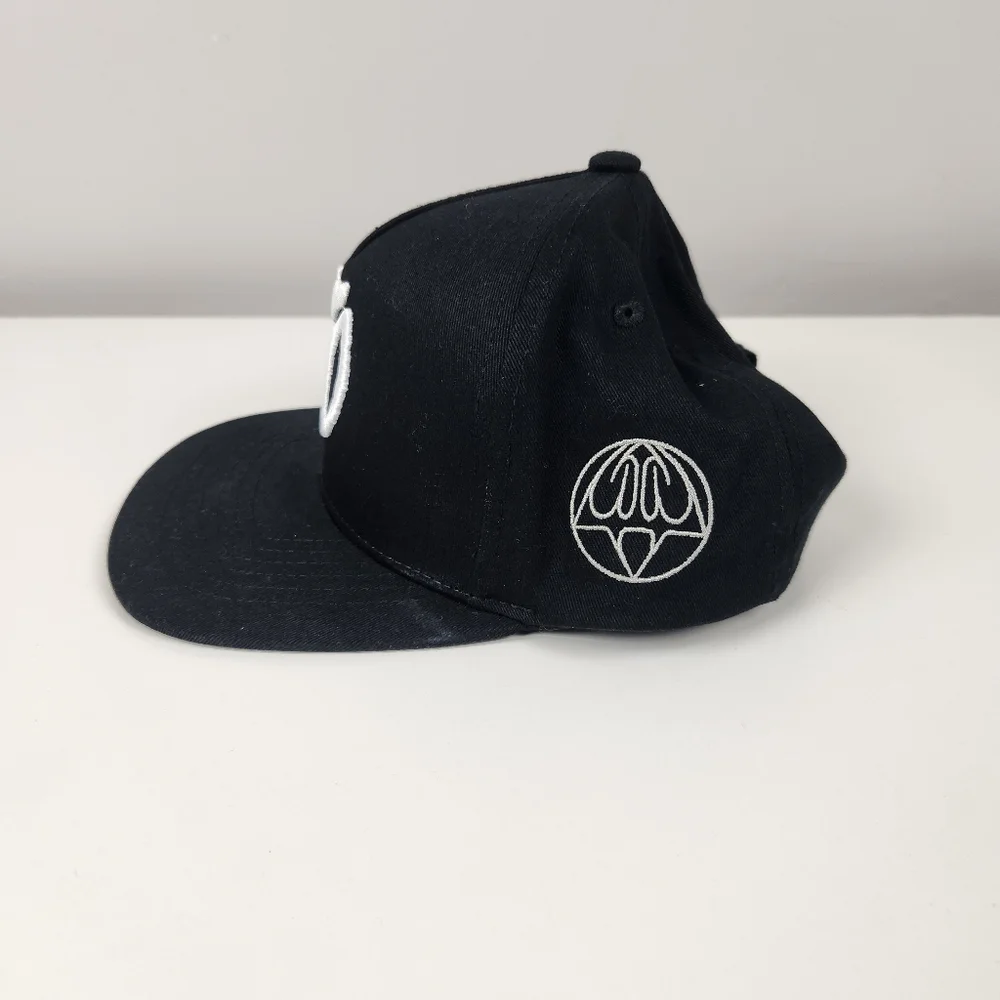 The Weeknd After Hours 2025 Tour Hat - Picture 2 of 4